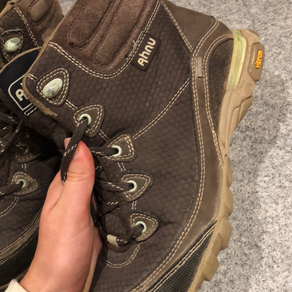 Woman’s size 6.5 hiking boots